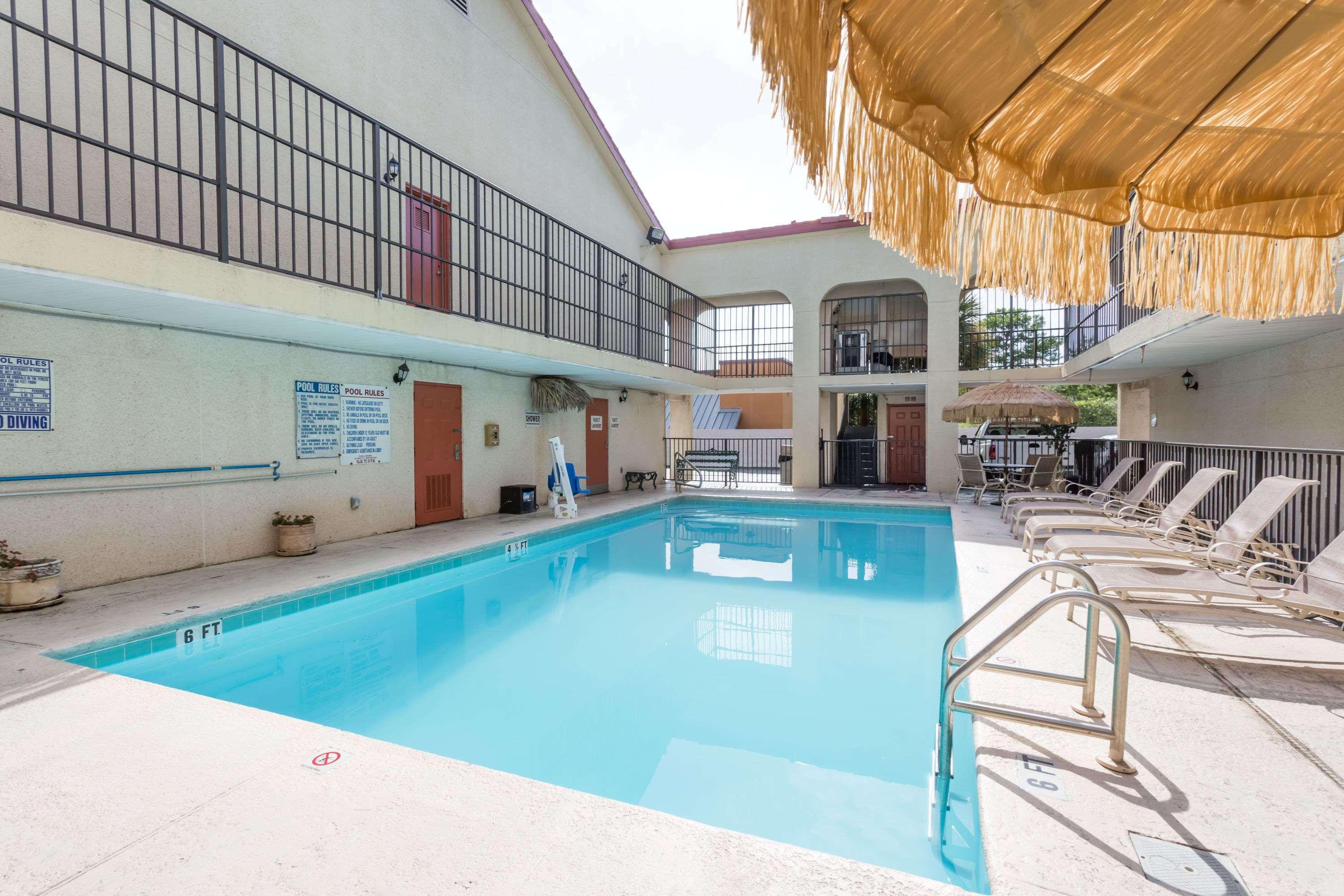 Days Inn By Wyndham Destin Luaran gambar